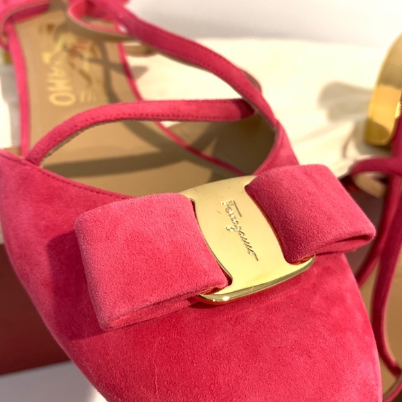 Salvatore Ferragamo Felma Flats in Framboise - Picture 8 of 8